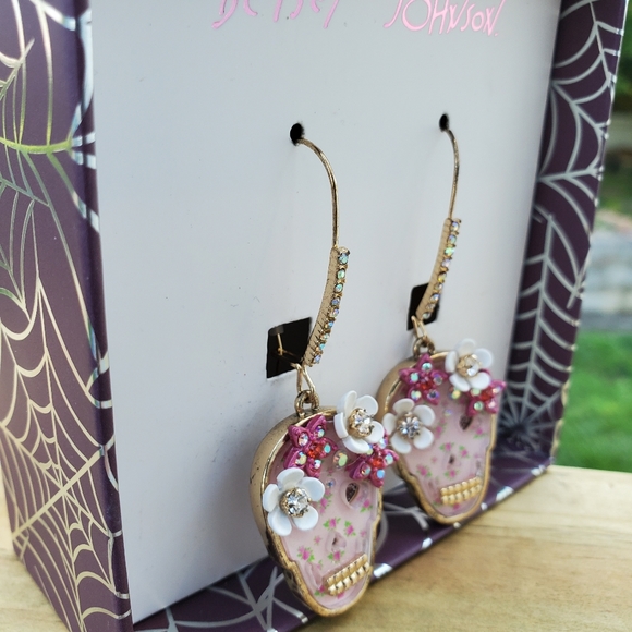 Betsey Johnson Skull Dangle Earrings - Picture 8 of 10